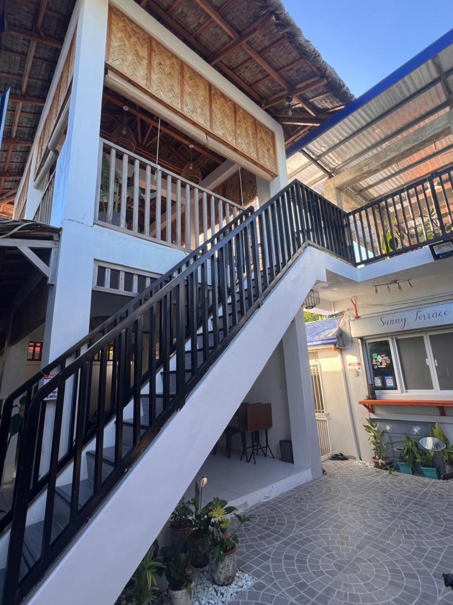 巴莱尔 Sunny Terrace酒店 外观 照片